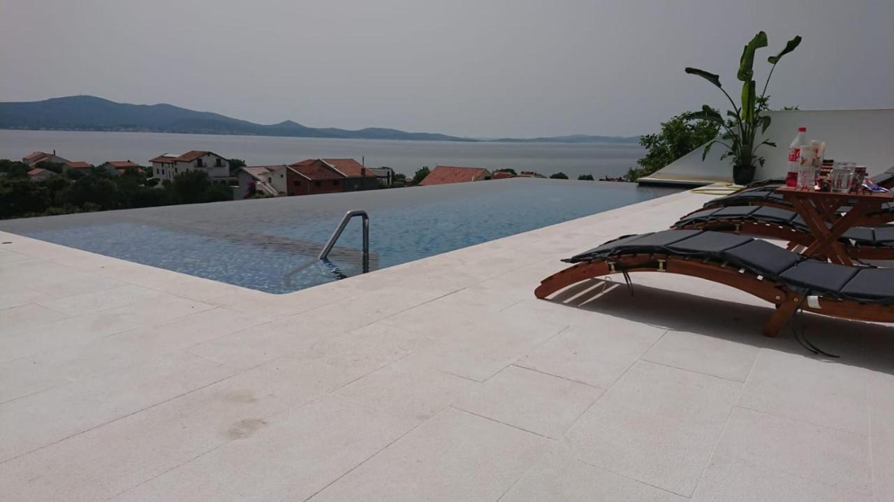 Holiday House Dominik Apartments Sveti Petar  Eksteriør bilde