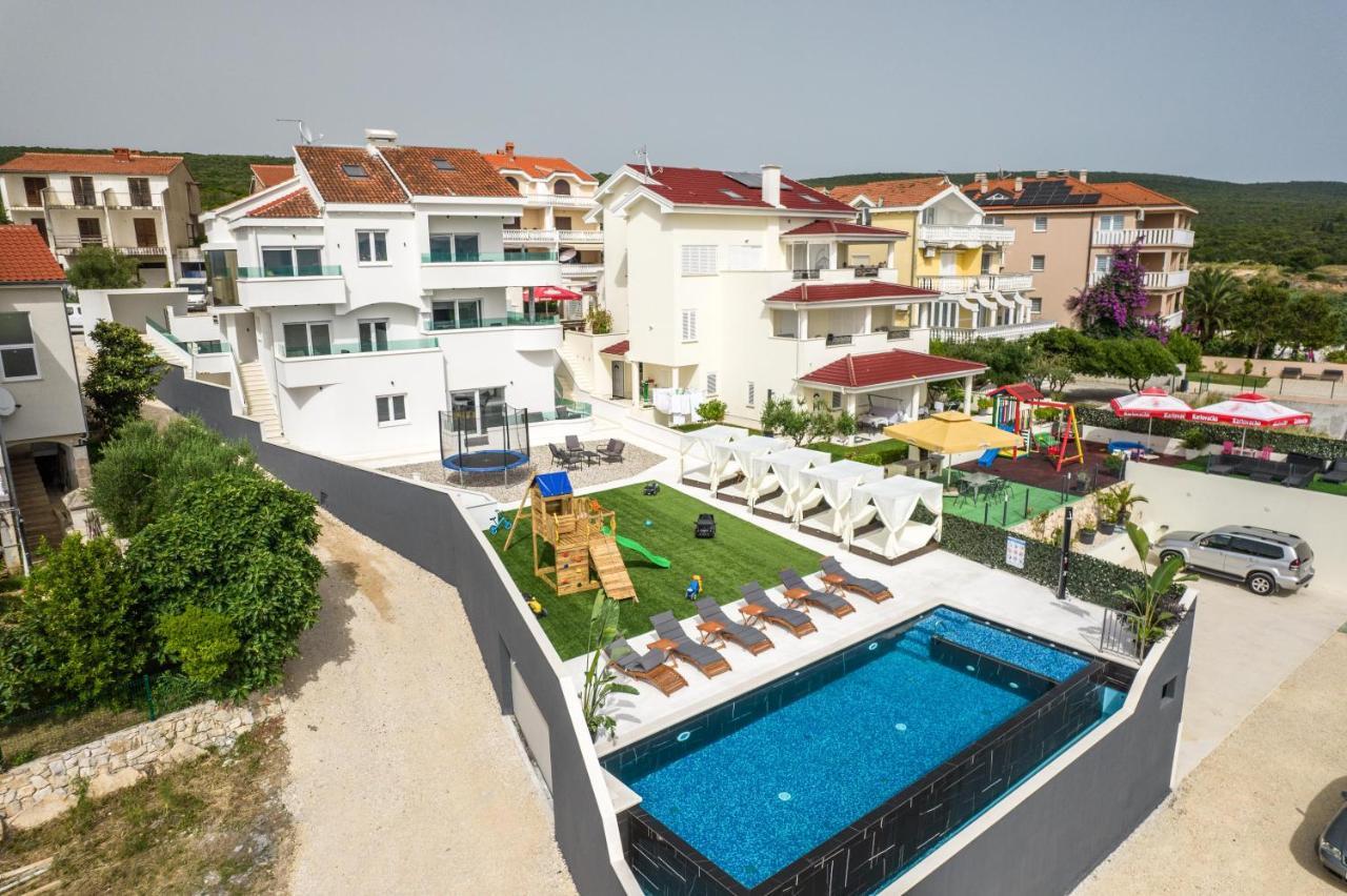 Holiday House Dominik Apartments Sveti Petar  Eksteriør bilde