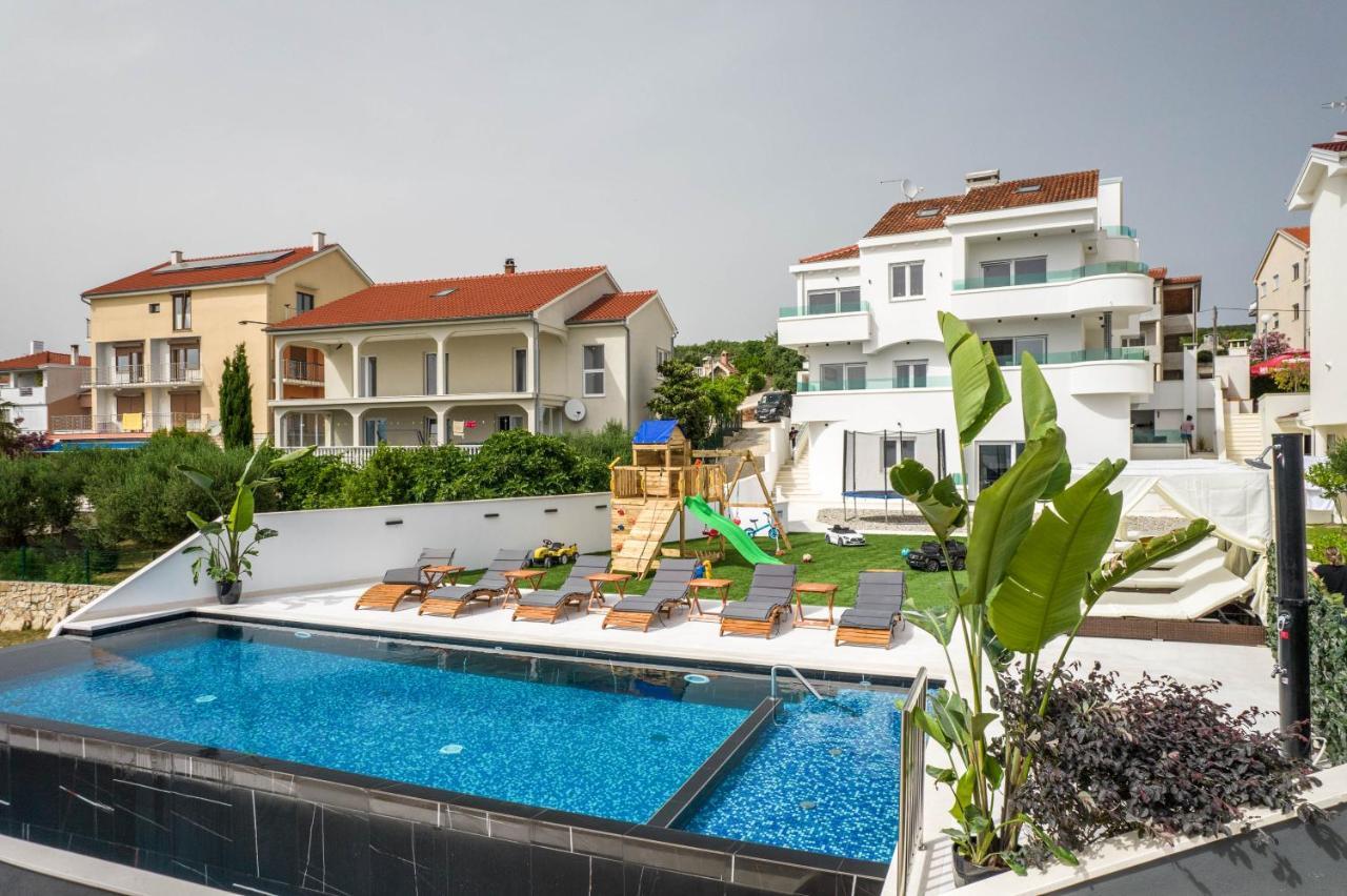 Holiday House Dominik Apartments Sveti Petar  Eksteriør bilde